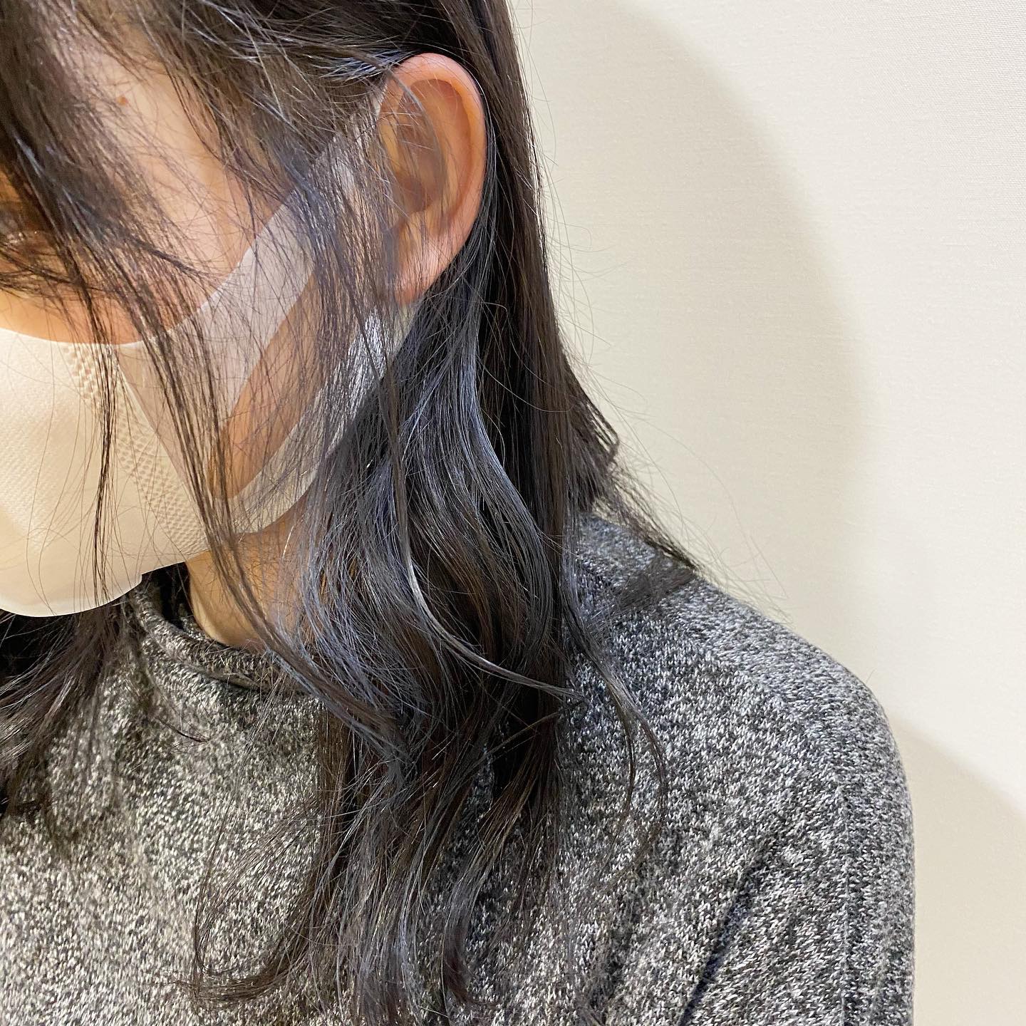 イヤリングカラーも 公式 Amica アミカ 下関美容室